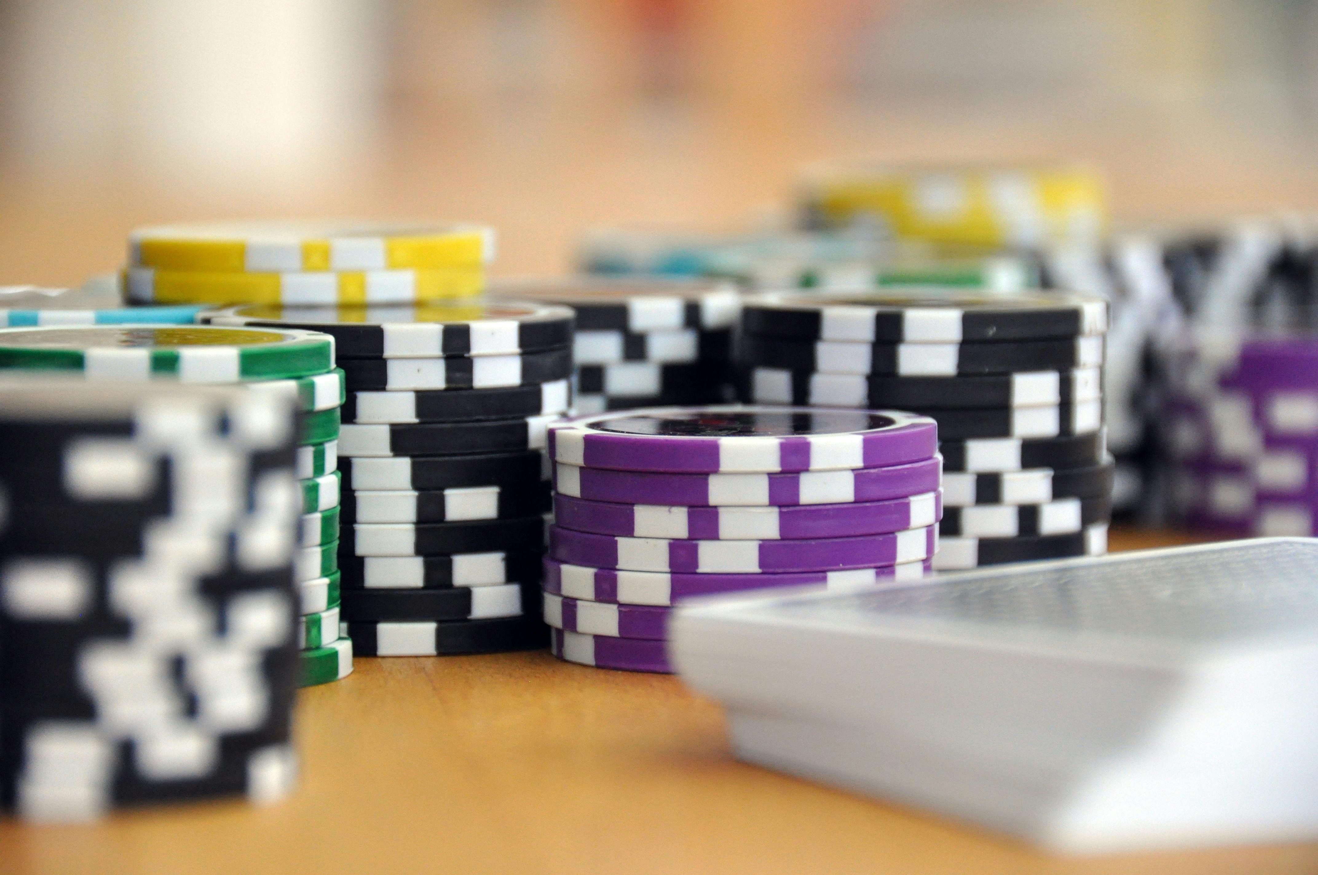 Live dealer studio with multi-camera feed at pisang123 slot PMGC tables